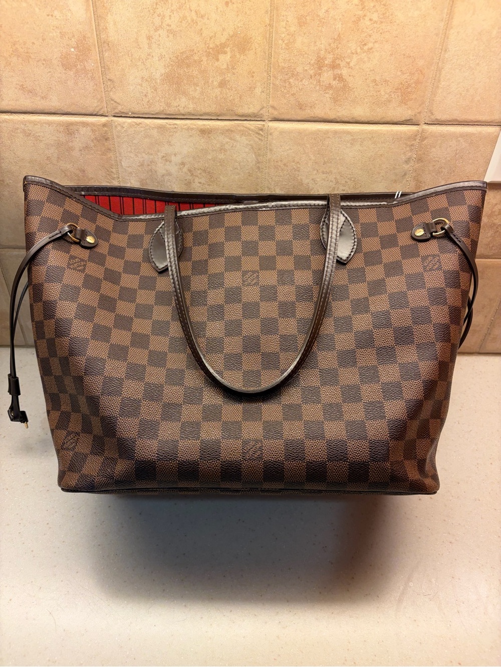 Louis Vuitton Neverfull MM WITH POUCH!! - Picture 7 of 17